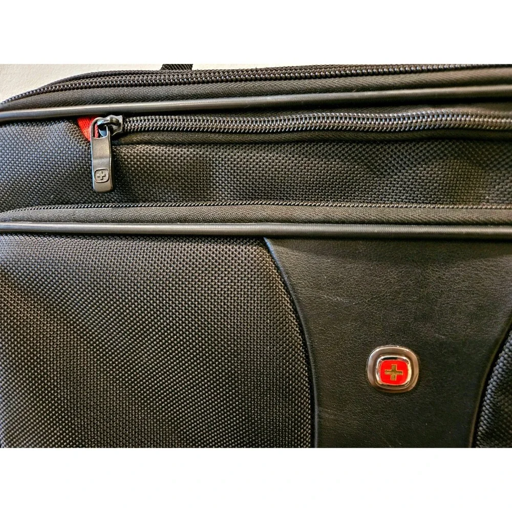Wenger Swiss Gear Laptop Briefcase Black Ballistic Nylon Messenger Travel Bag